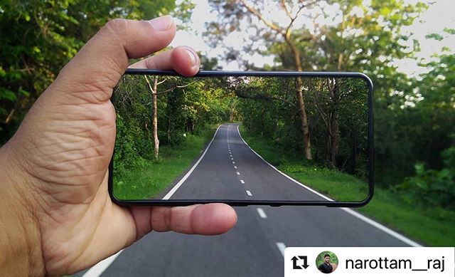 BBSRBuzz's tweet photo. #bhubaneswarbuzz #streets Bolangir pic courtesy  @narottam__raj ・・・
The Way.... .
..
...
....
#mypixeldiary #photographers_of_india #insta_photography_club #indian_photography_hub_ #theutkaladeepika #shutterhubindia #shutterbugindia #_tcoi #_wop #mobilephotography #mobigraph… https://t.co/WXilyDhzQs