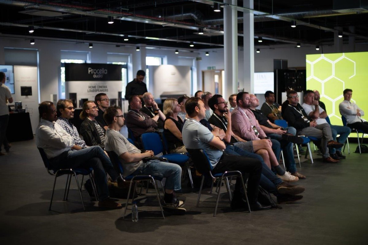 Install_Mag's tweet photo. Take a look inside Invision UK’s Trinnov, Procella, JVC Based Reference Cinema - https://t.co/16I4Unz7bk  @Invision_UK @TrinnovAudio @ProcellaAudio @JVC_UK @dts @hometechgallery #smarthome #homeautomation #AVTweeps #tech @CEDIA_EMEA @ClarityAlliance #hifi  #AV  #Liveinstall https://t.co/pBQ9XZjfDO