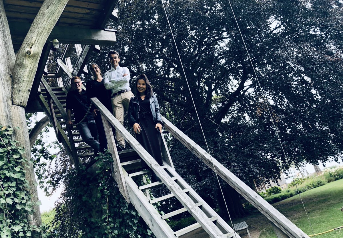 CORE_SE_'s tweet photo. CORE Masterclass @e_fellows  IT Scholarship: we met IT students from all over Germany, told them about COREengineering &amp; gave a course on “How to build an App”. Want to design the software of tomorrow? Join us! 
#InsideCORE #gettogether #empoweringyouth#consultinglife #joinCORE https://t.co/s0lUEoN7Qy