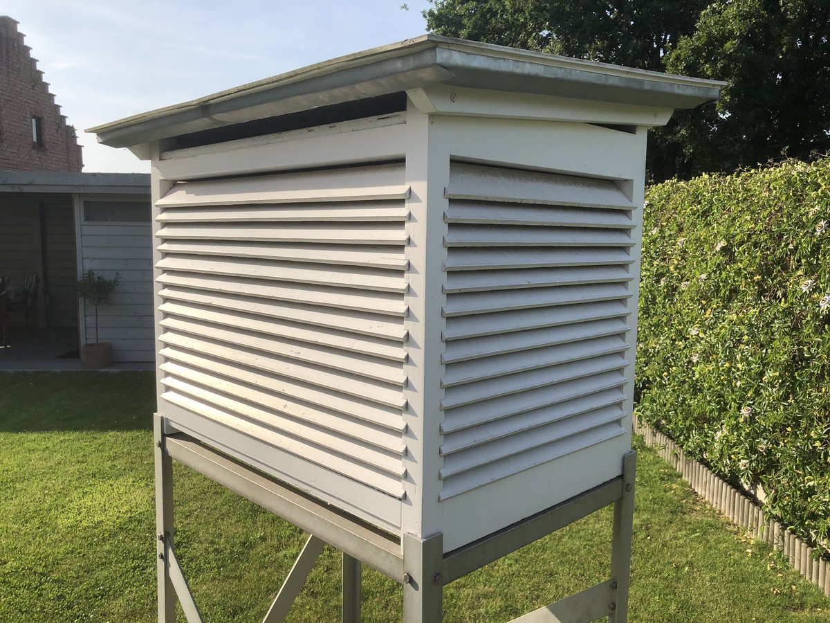 vanderhoydonk's tweet photo. 40,7°C als maximum temperatuur vandaag, een absoluut record voor #zonhoven #weerhut #kmi #warmterecord @zonhovennu https://t.co/WuIHLgwWAP