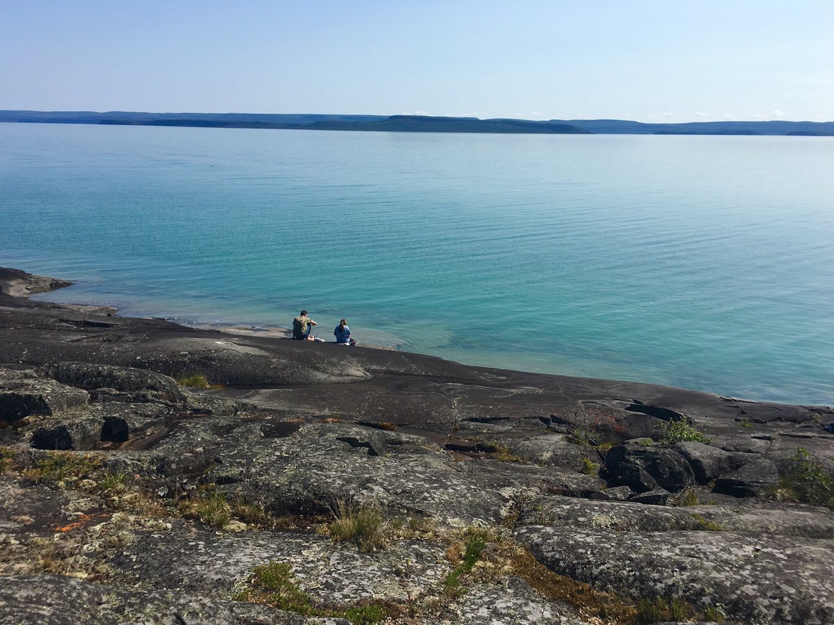 Behold the clean sacred waters of #ThaideneNene, soon to be Canada’s newest  #NationalPark under stewardship of #Lutselke #Dene. ⁦@Borealconserve⁩ ⁦@LutselK⁩ ⁦@CanGeo⁩ ⁦@ParksCanada⁩ #Water #NWT #IndigenousGuardians