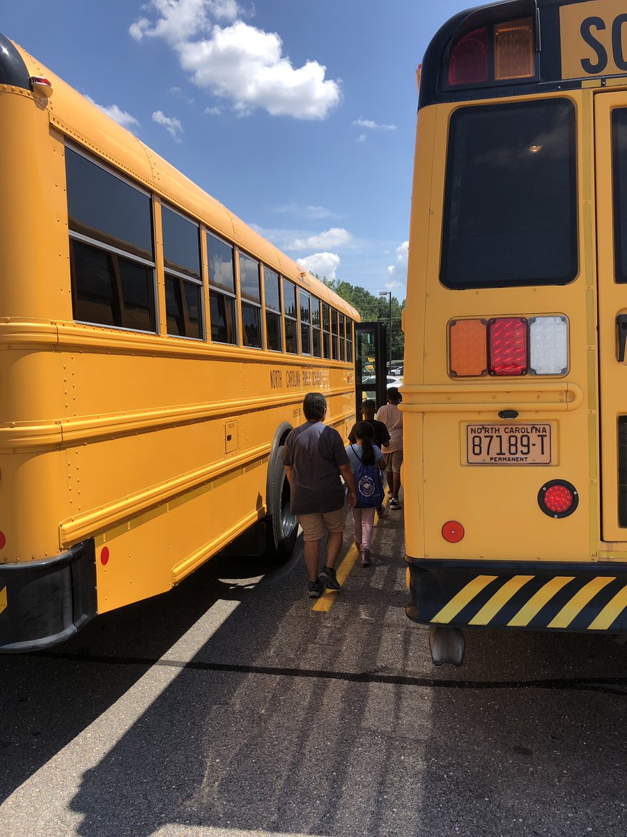 2Poole2's tweet image. And that’s a wrap!
#campauman2019 #litnccs #2019CCSRtacamp  @advocate_1  @CumberlandCoSch @tinabaker1970 @NC_RtA