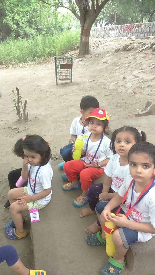 childcare_excel's tweet image. Outings are so much more fun when we can savor them through the children’s eyes.

At Excel we like to break the traditional teaching methodology. We give the exposure and kids are free to learn. 

#outingfun #excelchildcare #outdooractivity #okhlabirdsanctuary