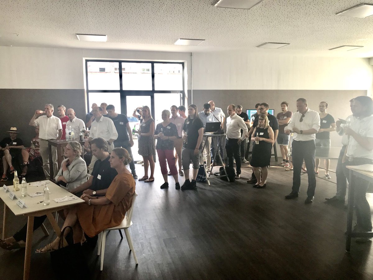 Venture_Villa's tweet image. #vvdemoday6 läuft - auch bei gefühlten 1000 Grad🔥#seedaccelerator #techstartups