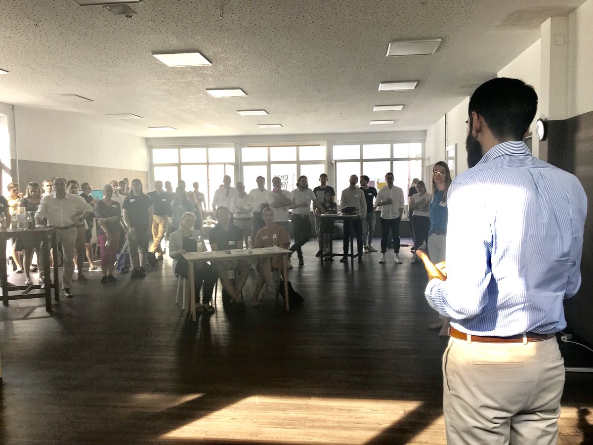 Venture_Villa's tweet image. #vvdemoday6 läuft - auch bei gefühlten 1000 Grad🔥#seedaccelerator #techstartups