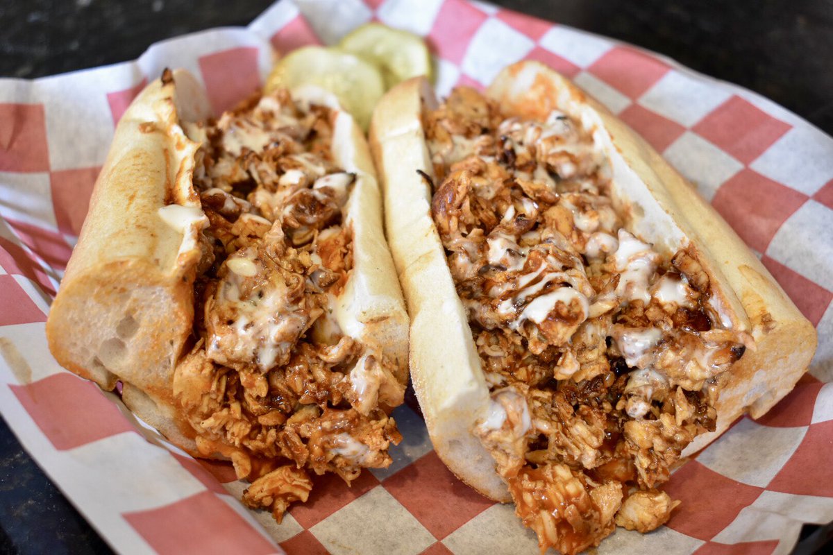 The weather may have cooled down but we're still turning up the heat 🔥🥵

Buffalo Chicken Cheesesteak: Chopped grilled chicken, hot sauce, ranch + your choice of cheese. Ranch can be subbed for bleu cheese 😛

Stop in and order, or call for pickup or delivery!
(610) 683-1151