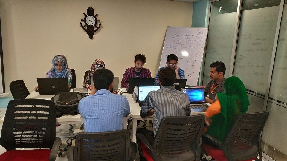 MavenLogix's tweet photo. Glad to witness the enthusiasm of young talent at @MavenLogix . Attendees of #mSite certification today
#io19 #GoogleIO #GoogleExtended #ProgressiveWebApp #GoogleStudyJam #io19pakistan #io19extended
@amydyslex @ayesha_rama @xplrtechyard https://t.co/fWrAy5KAs0