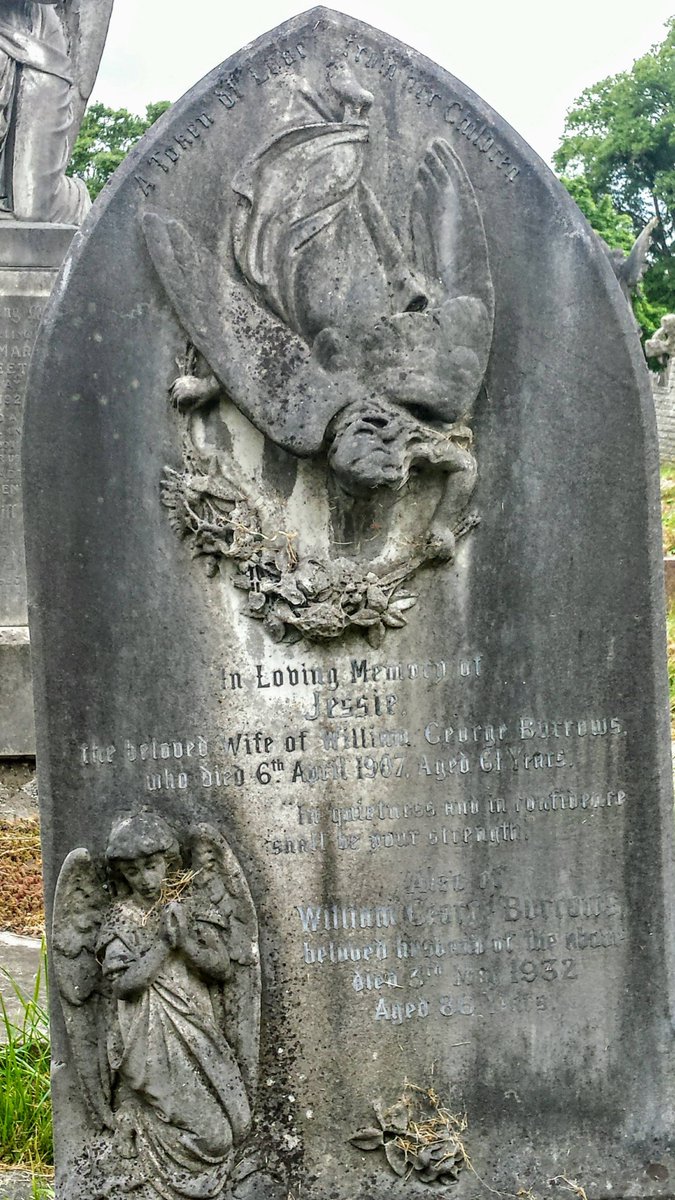 dianeechambers's tweet photo. Can't recall seeing an angle in a downward pose on a headstone before. #putneyvale cemetery https://t.co/MIkg1yxtpn