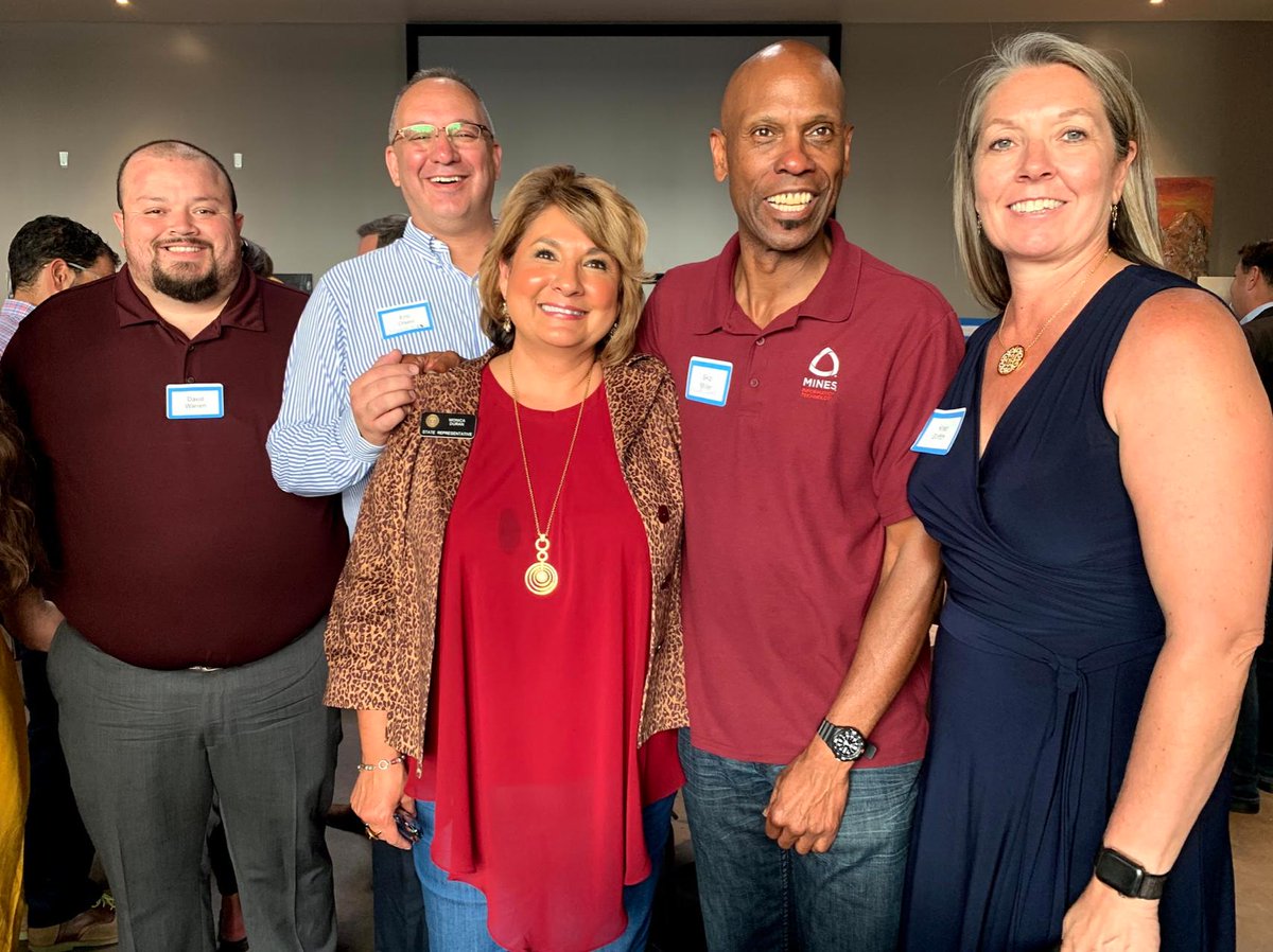 COWINS_union's tweet image. .@Kyle_Mullica and @MonicaDuran24 stand with state employees fighting for the freedom to collectively bargain because they know the crisis in turnover and understaffing costs all Coloradans. #Unionsforall