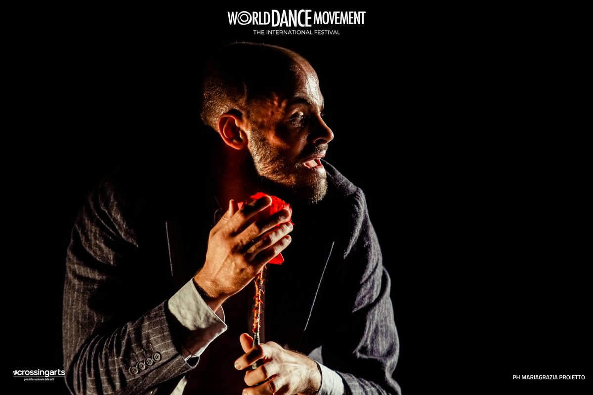 WDMdance's tweet photo. Alcune foto dallo spettacolo Cappuccetto Rosso - The Wolf della Compagnia La Luna nel Letto insieme alla Compagnia Eleina D all'interno del World Dance Movement - The International Festival. Per tutte le altre foto: https://t.co/6JIa1rvq1u
#danza #spettacolo #festival #WDMItaly https://t.co/fh3GixwvJZ