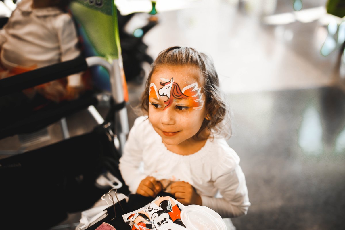 Tonight is Princess &amp; Ninja Night for Happenings On Harvey! Join us from 6 to 8 pm on Harvey Street for face painting, unicorn rides, obstacle courses, acrobats, and more! HappeningsOnHarvey.com