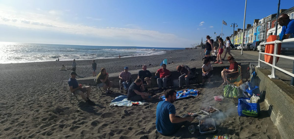 salliburke's tweet photo. Livability plas lluest BBQ #heatwave#friends#beachlife
@LivabilityUK @Stuart_Dryden https://t.co/8RjFMLNO87