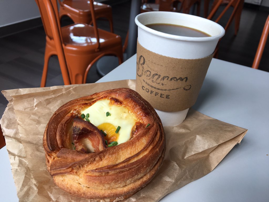 805foodie's tweet photo. Morning snack from @BeaconCoffee Ventura: flaky pastry filled with egg, bacon and Swiss 🧀. That oughta hold me till lunch. 😉 #facingbunsen https://t.co/GbZzSRD8XP