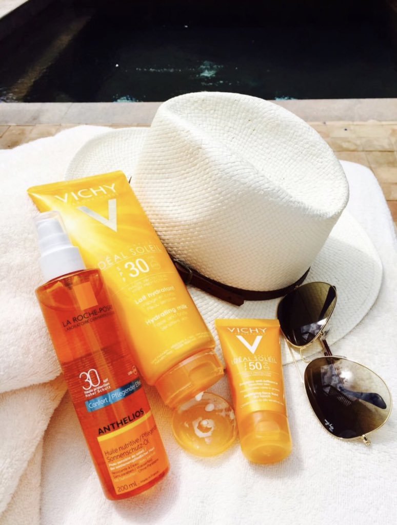 DrDaisyBennett's tweet photo. Stay cool in the #heatwave ☀️🔥#HEATWAVE2019 #hottestJuly day #stayhydrated #wearlooseclothing #hat #sunglasses #sunscreen Avoid going out between 11am and 3pm Check in on the vulnerable #babies #children #elderly &amp; those with #chronicillness Check #weatherforecast #staysafe 😎 https://t.co/RRXoWapUja