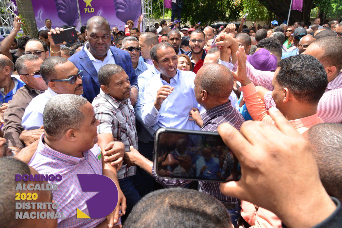 fcollado1686's tweet photo. Tengo un solo candidato, un gran ser humano que todo el mundo quiere, por su sencillez y cálido corazón, como hay pocos. Por eso #DomingoContrera cuenta con mi apoyo 100% #UnaCiudadParaTi #VillaConsueloConDomingo #DomingoEsMioYTuyo #DomingoAlcalde2020 #RumboAlaAlcaldia https://t.co/BhMB2cIy40