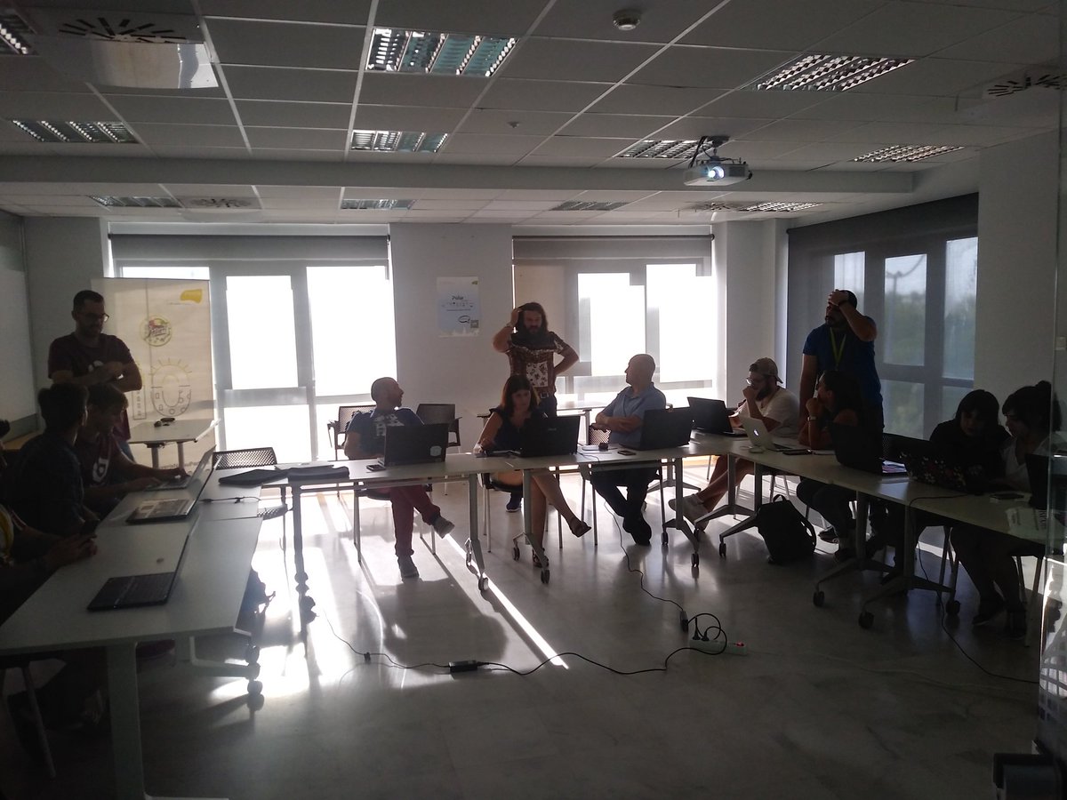 DrupalSevilla's tweet image. A tope! #drupalea #drupalsvq