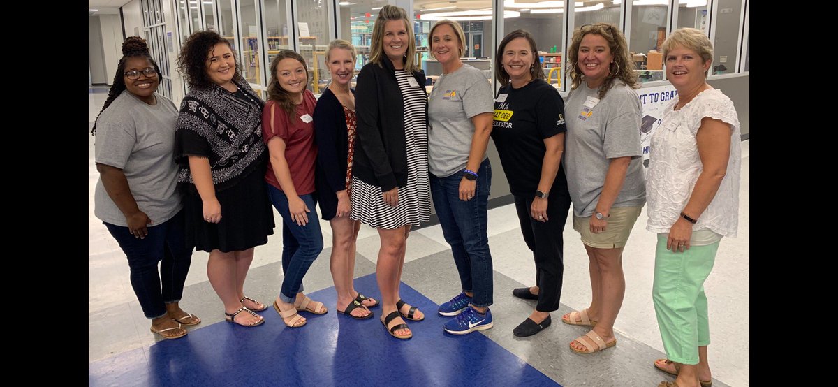 thibodeaux_jill's tweet photo. West Fel takes on #minilacue https://t.co/HT2aWmmVHd