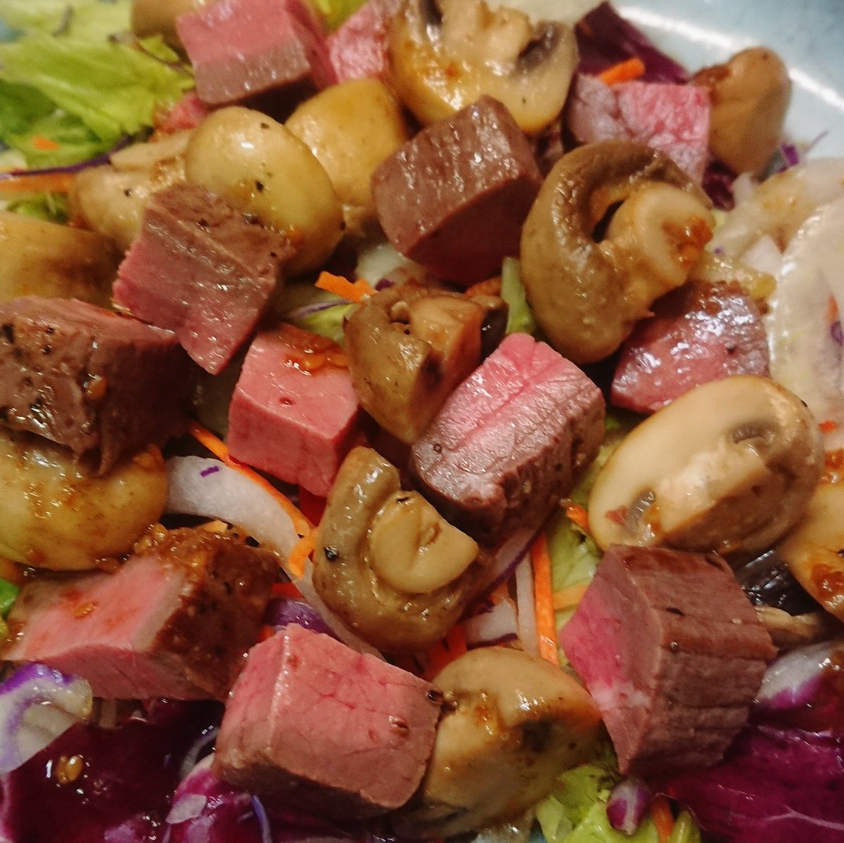 Kenken Com アイラップで湯煎して作ったローストビーフを使って サラダにしました 安売りのお肉でも美味しくできました O 今夜のこっそり アイラップ アイラッパー Kenken Com アイラップで湯煎して作ったローストビーフを使って サラダにしました 安売りのお肉でも美味しくできました O 今夜のこっそり アイラップ アイラッパー