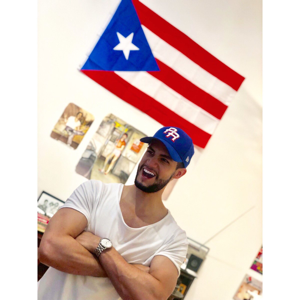 XPerezNY's tweet image. RESISTANCE! 🇵🇷 ¡RESISTENCIA!

Because if we fight we might win but if we don’t, we have already lost!

✊🏾✊🏻✊🏿✊🏼✊🏽

¡Porque si luchamos, quizás ganamos, pero si no luchamos ya perdimos!

#PuertoRico #Boricua #RickyRenucia