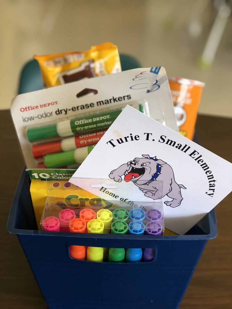 steph_warmoth's tweet image. Feeling blessed to work at @TurieT with a principal that always shows his appreciation. He dropped by on my last day of VCS summer school and brought me a special treat! It’s been a fast paced summer of reading with some really amazing third graders. #VCSSummer @clrobin1914