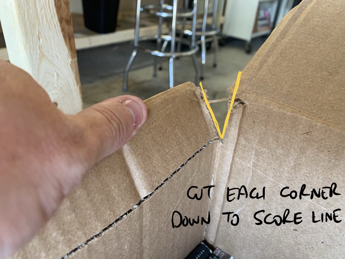 bookflipping's tweet photo. Here are a few tips on how to cut a box down for shipping.  This allows you to have a tightly packed box and prevents contents from shifting during shipping.  This also prevents you from having to use material to stuff your box.  #SHIPPINGTIPS #BOXRESIZE https://t.co/QfKvHaVglf