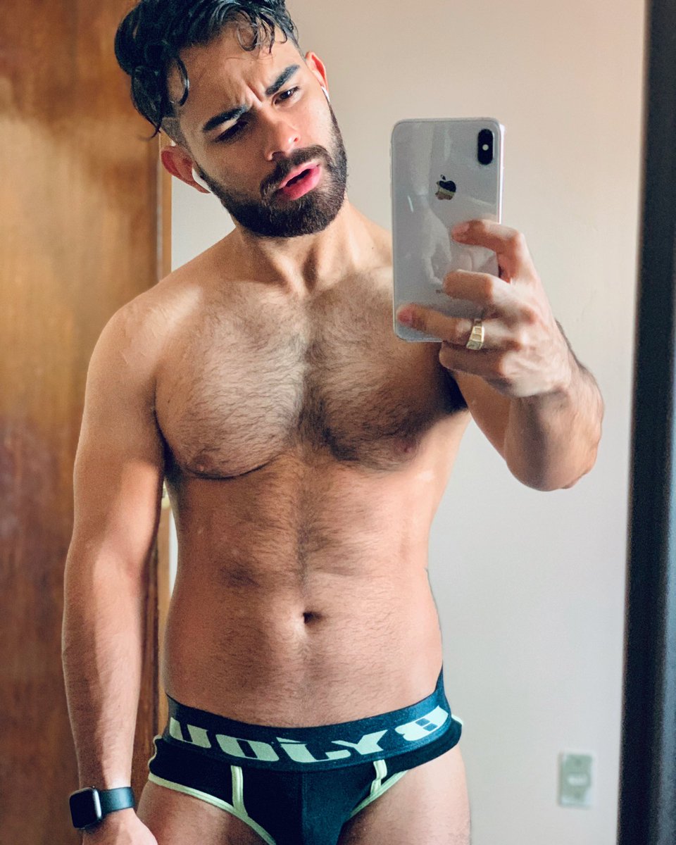 GeorgeGlezzGG's tweet photo. #GGMen #GG #GeorgeGlezz #byjou #victoriousunderwear https://t.co/APK3VkxfQP