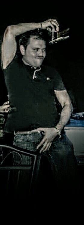 ariloes's tweet photo. He visto cosas que me destrozaron el alma. He escuchado cosas que me han matado por dentro. He sentido que han desconfiado de mi cuando he sido leal. Pero estoy aqui de pie y aun puedo DAR lo mejor de mi cuando alguien lo necesite. Pero todo eso, solo yo lo se. #EditandoMiVida https://t.co/4wULSMXXzh