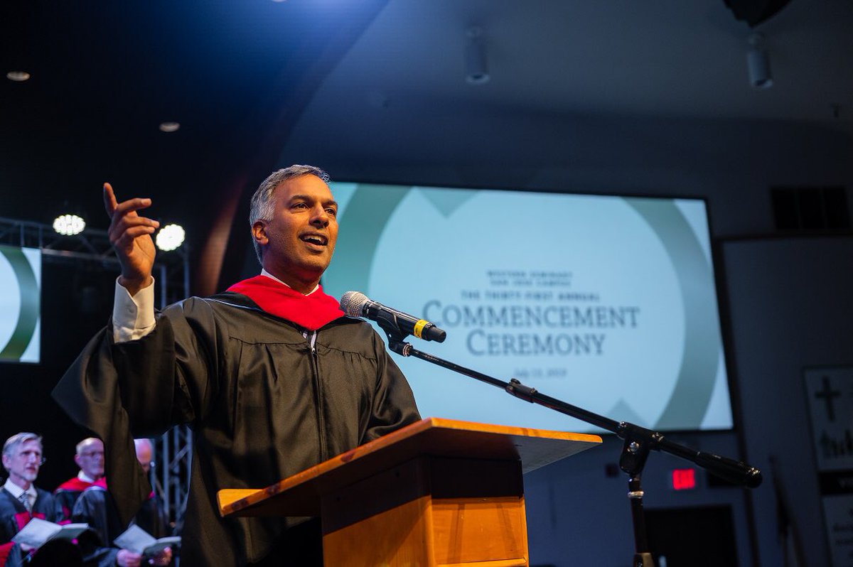 WesternSeminary's tweet photo. Wonderful moments at our San Jose 2019 Graduation Commencement
#WesternSemGrad2019 https://t.co/4XeaxdW5fL