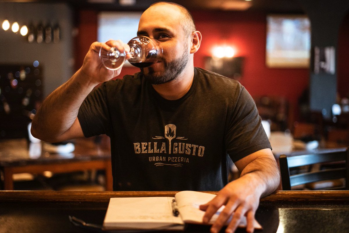 bellagustoaz's tweet photo. Spend your #ThirstyThursday with us! Get half-priced select vino bottles tonight now til 9 PM🍷 https://t.co/yT7Sr6pSih