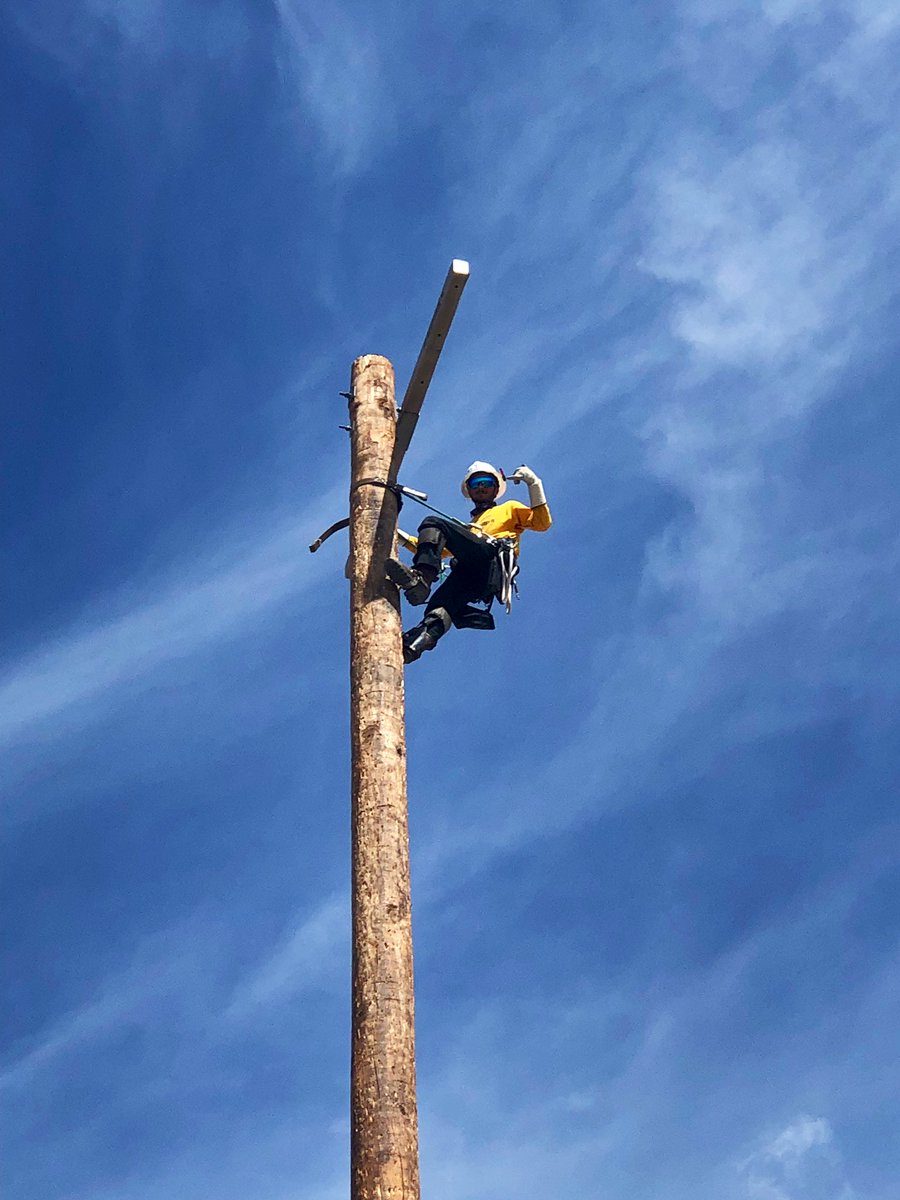 mitchell_jones1's tweet image. 80 feet off the ground 🤙🏼 #80footer #NLC #Ipoopedmypants