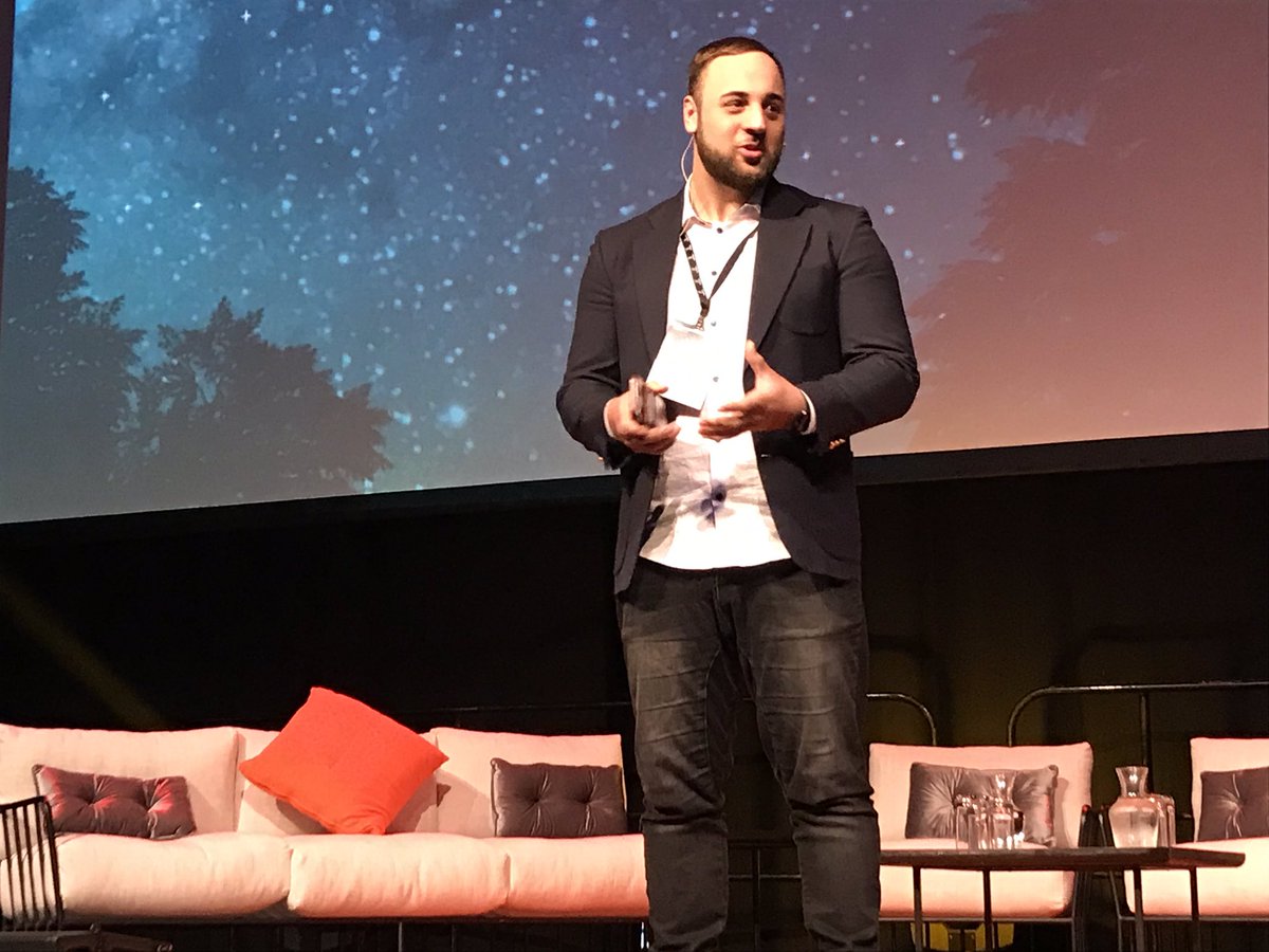 Ko tēnei Jesse Armstrong from Vaka Interactive

He’s an innovator in culture and story telling.

#MatarikiX19