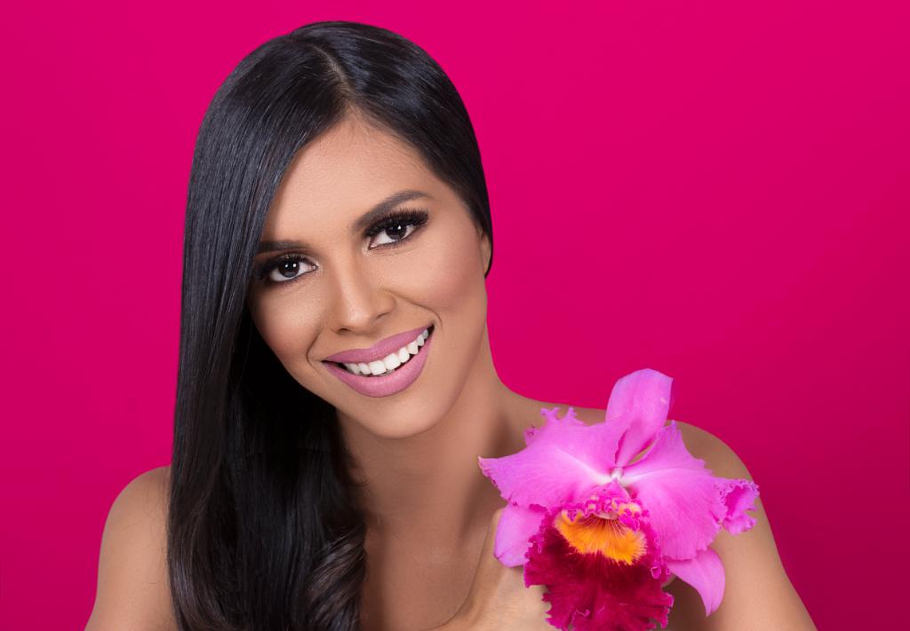 Conoce a las candidatas al #MissVenezuela2019👸🏼 que desfilarán en la noche más linda y podrás vivirlo por @OnDIRECTV 
 
👗Hoy te presentamos a:

<a href="/MissVAmazonas/">Miss Amazonas</a>
  - Paola Salas
<a href="/MissVAnzoategui/">Miss Anzoátegui</a>
- M. Fernanda Franceschi 
<a href="/MissVApure/">Miss Apure</a>
- Luz Ledezma
<a href="/MissVAragua/">Miss Aragua</a>
- Nathaly Flores