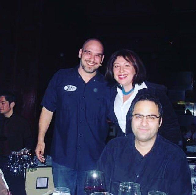 creativecadence's tweet photo. Oh just that one 2008 dinner at Lola’s with #chefsymon. #tbt .
.
#throwbackthursday #tbth #michaelsymon #lolas #east4th #cleveland #thisiscle #thisiscleveland #inthecle #dining https://t.co/jO1Sok8eVx