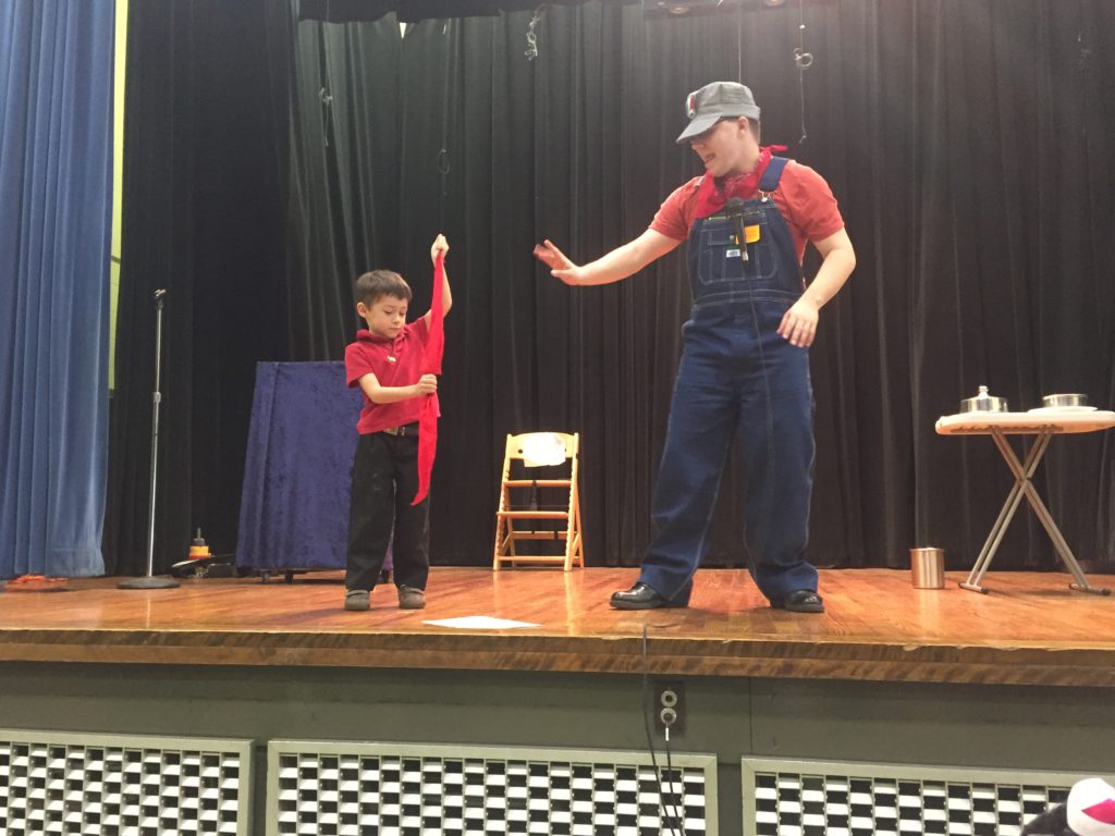 RaySmerlin's tweet photo. Managing a festival? We'll help you find family friendly entertainment. Conductor Cody fits the bill for the kids! See him at #hamdays in #lebanonky Sept 28&29th.
Info @ https://t.co/i5elnpybOI
#magician #festival #kentucky #magic https://t.co/wjw3mr5XLg