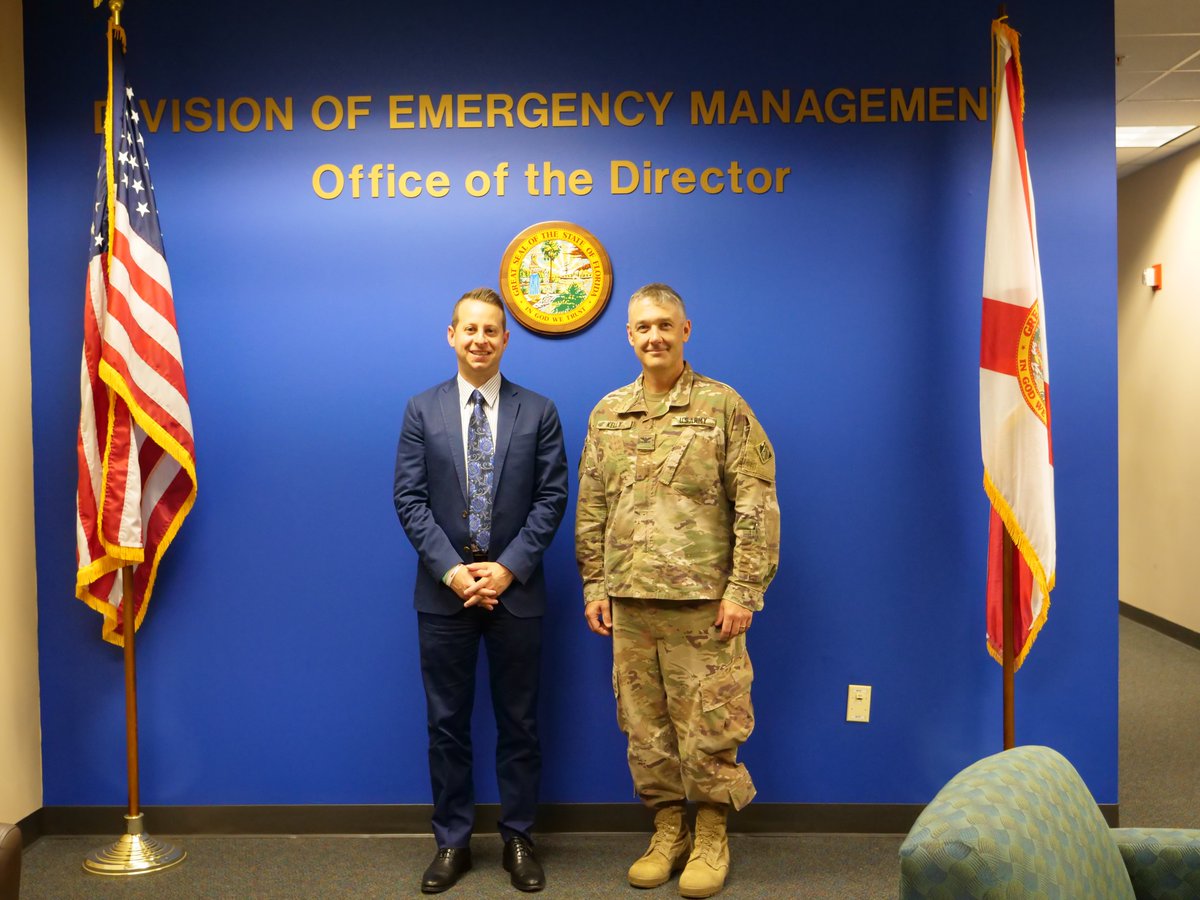 FLSERT's tweet photo. Thank you @JaxStrong Col. Kelly for joining Dir. Moskowitz to renew the Florida #SilverJackets partnership. The Division looks forward to building on this partnership to mitigate flood risk across the state. https://t.co/X0ivrSaFs7