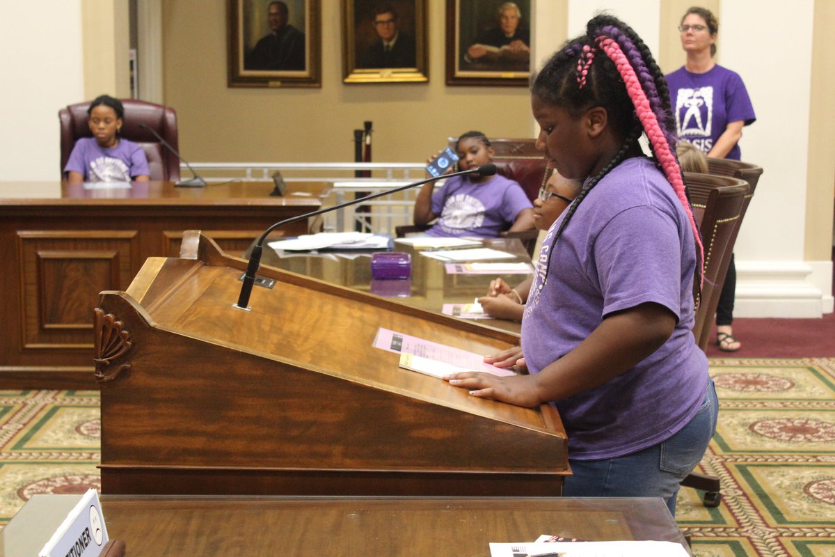 TheFlaBar's tweet photo. Tallahassee's @TheOasisCenter Women & Girls' summer program visited #SCOFL recently & participated in the mock oral argument program.
The girls role-played a case & immediately ruled schools should have the authority to search a student's backpack!
#LoveIt!
(📸: @FlCourts) https://t.co/ze0w8XSztb