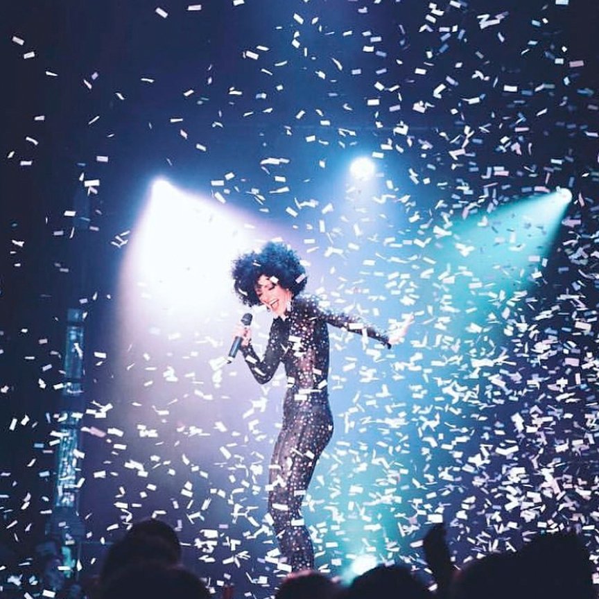 LUnifier's tweet image. Not just a backup vocalist but a prime ingredient, Amy G @amygtrain has taken on numerous roles for Lord Sonny the Unifier. So who is this charismatic super hero? Learn more about Amy G's globe-trotting career here: lordsonnytheunifier.com/2019/07/25/on-…