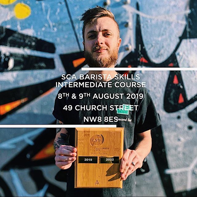 Secondshotcafe's tweet photo. 🚨SCA BARISTA SKILLS INTERMEDIATE 🚨

We have two slots for our inaugural SCA training with @pete_j_w_ taking place on the 8th and 9th August. 
Book via our website, link in bio!

#scadiploma #SCA #training #baristacourse https://t.co/VPSqouMyOP https://t.co/DHU84sRHlI