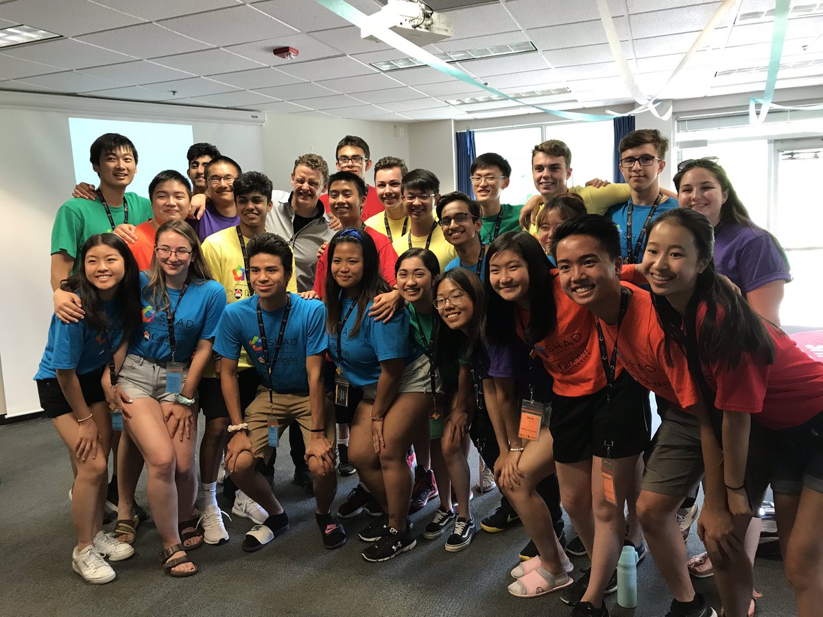 ShadNetwork's tweet photo. Shad Carleton was visited by MPP Harden @JoelHardenONDP today at #ShadOpen. The Shads shared their many innovations to impactfully reduce waste. #Shad2019 #STEAM4Good https://t.co/yChVJ0yvHD
