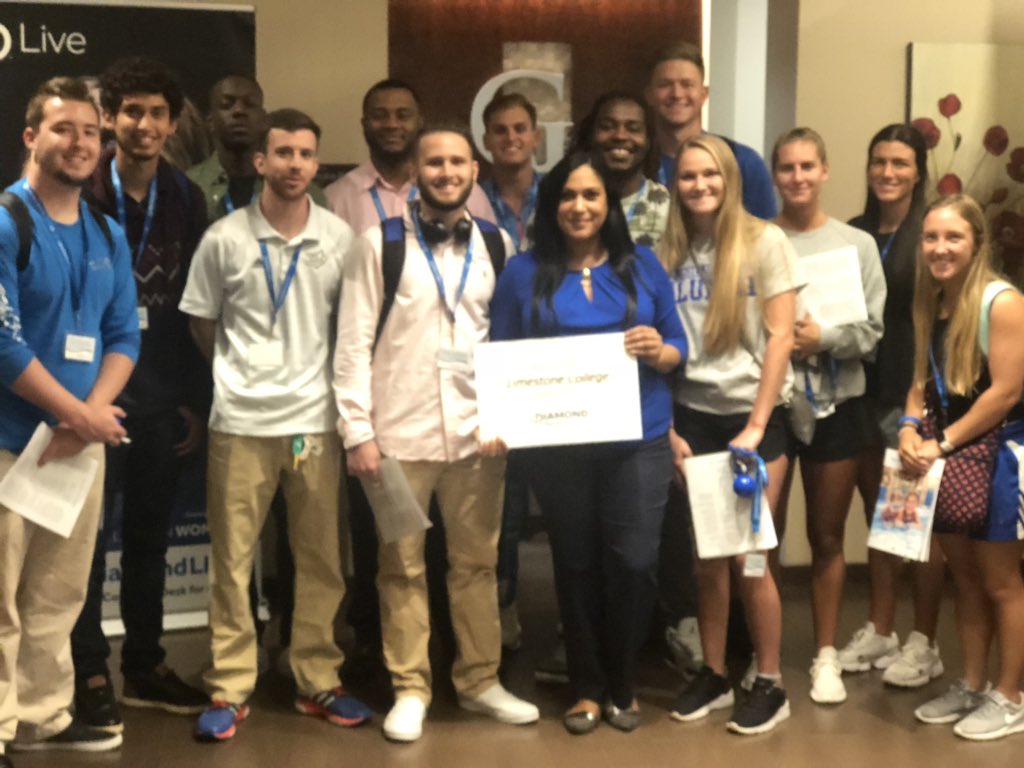 Happy International Intern Day! It has been a gift to watch these young leaders in the making - true DIAMONDS! <a href="/diamondresorts/">Diamond</a> @DiamondCareers