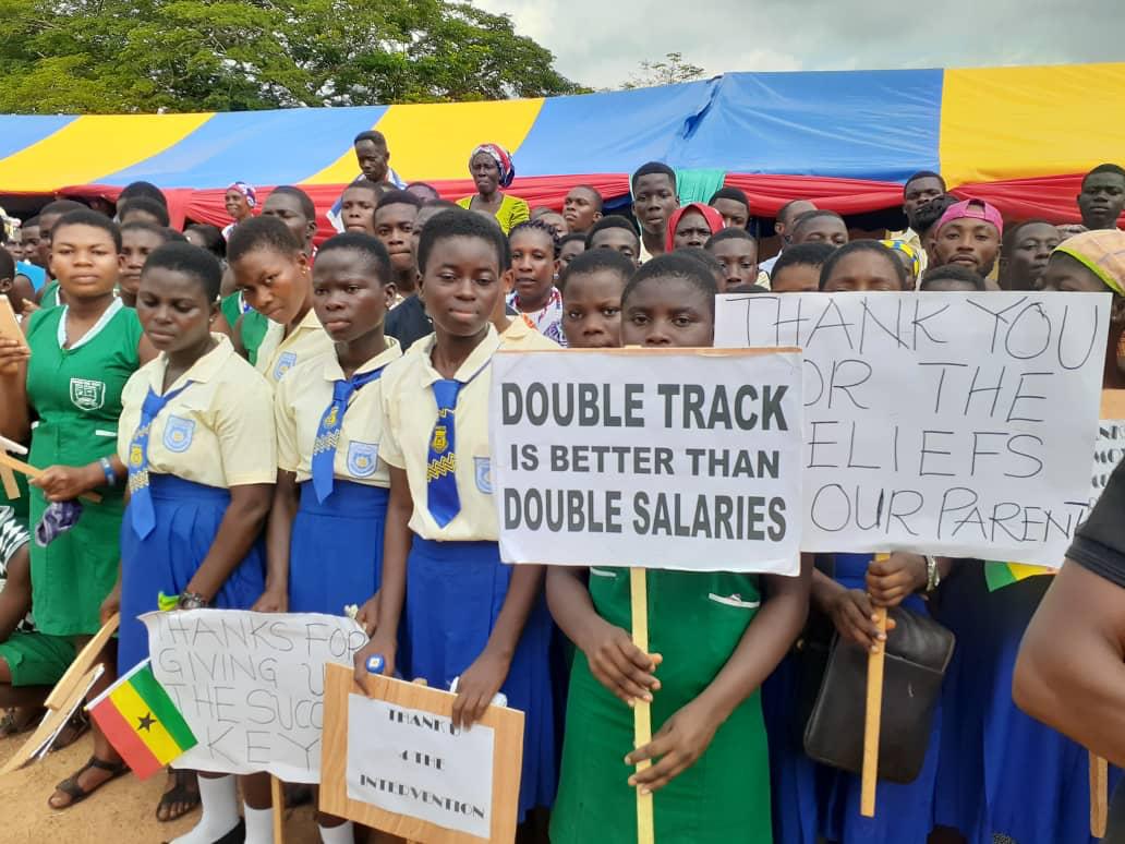 RetweetNpp_gh's tweet photo. #DoubleTrackSystem 
#TheChangeWeVotedFor @NAkufoAddo @MBawumia @opoofo @Clickmanteaw @owusua_sem @QwesiSoftware @Kwesi_Agyei_ @Generals_Creed @empressbaakop3 https://t.co/Sg8YzSBlwa