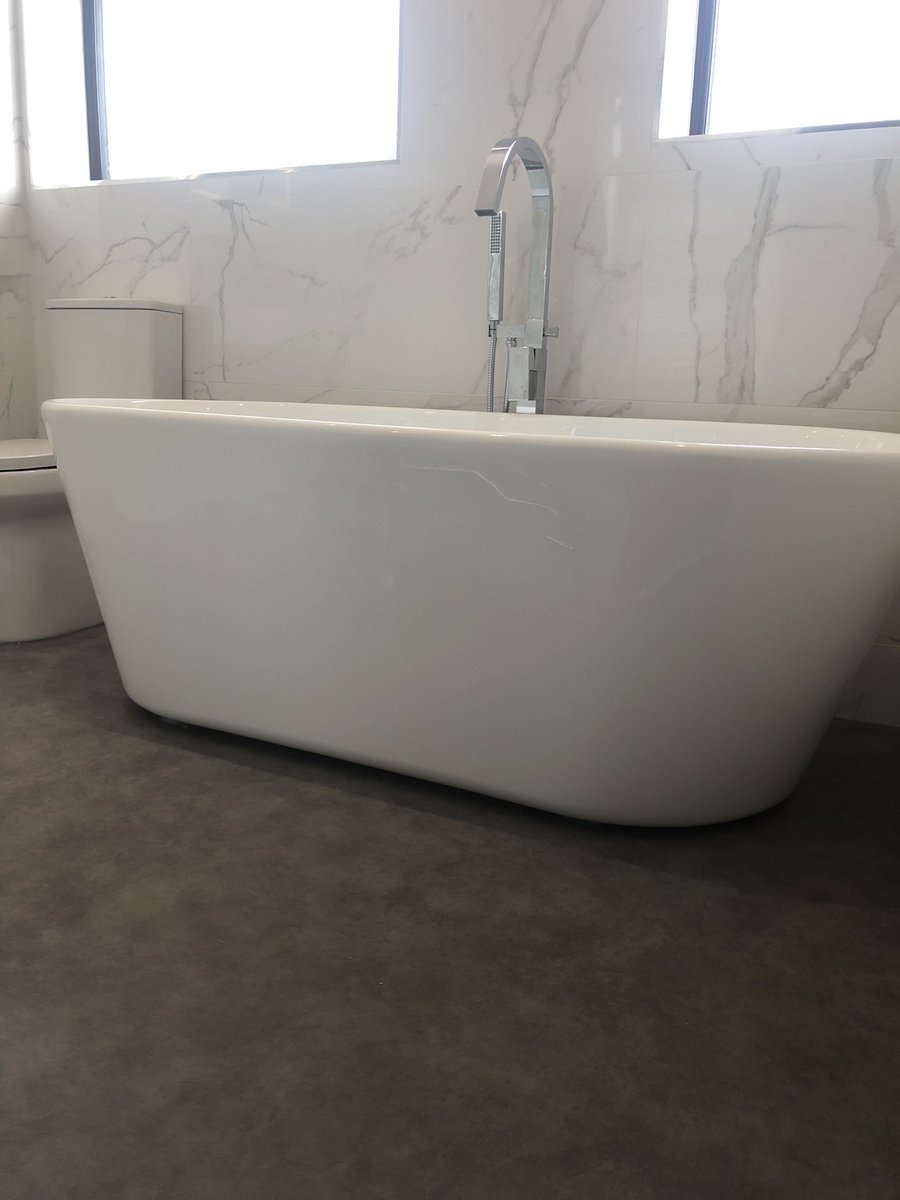Mintplumbing's tweet photo. Here is a bathroom we finished today for our customer at Mapperley, using huge 1200x450 ceramic tiles 👌🏼  #Mint #Bathrooms #Nottingham #HappyCustomer https://t.co/M6MlGvQNCd