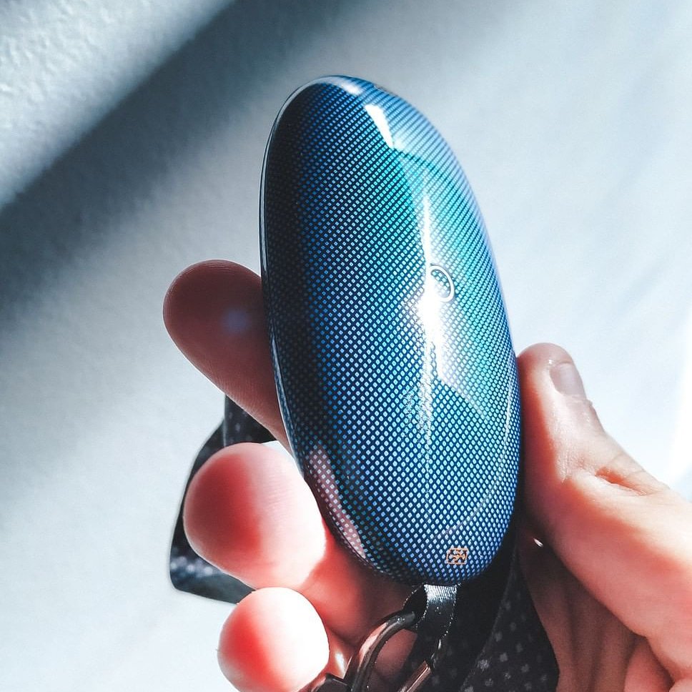 oncloudvapor's tweet photo. A gem 💎💎💎
🌐: https://t.co/zEzuwOdinQ
📸: https://t.co/BA2S05v5FW (on Instagram)
_____________________________________________________ 
#vape #oncloud #available #oncloudvapor #vapeon #vapelyfe #diamond #beautiful #vapeporn #vapelife #blue #vapeallday #vapedaily https://t.co/EGP28Fwzay