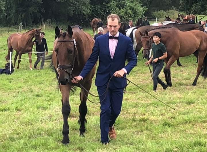 Tom Rowland tweet media