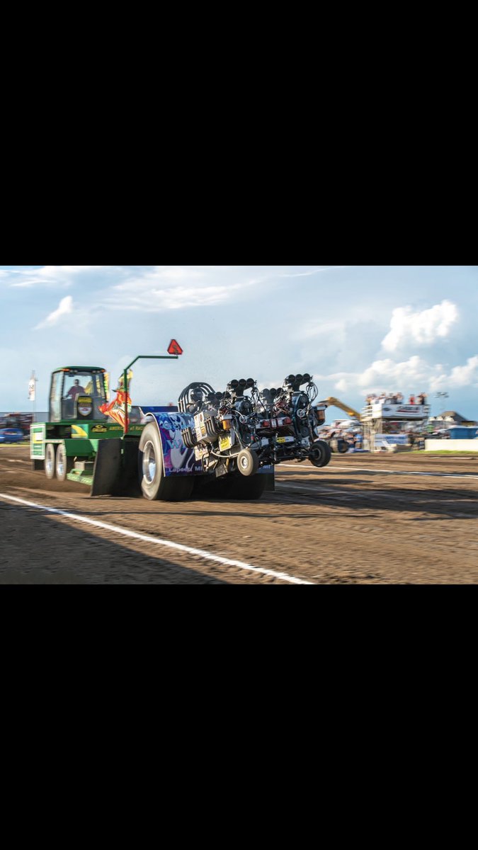 billy_douglas70's tweet photo. So excited to be pulling in Dresden this Friday and Saturday night. Ots been 21 yrs since I have pulled in Ontario. Spook Gone Wild and Wild Child going to be a awesome show https://t.co/cDUq8w4i7e