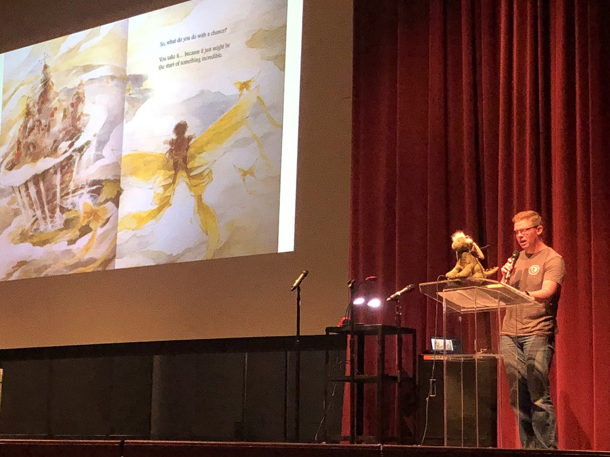 AnnaSheehan627's tweet photo. SO proud of these risk takers and writers! Thanks for having us #springdalewrites2019 Until next time :) #tcrwp https://t.co/TV1u92vUTU