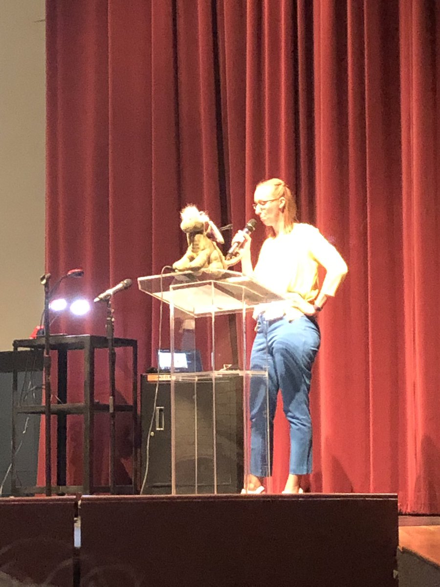 AnnaSheehan627's tweet photo. SO proud of these risk takers and writers! Thanks for having us #springdalewrites2019 Until next time :) #tcrwp https://t.co/TV1u92vUTU