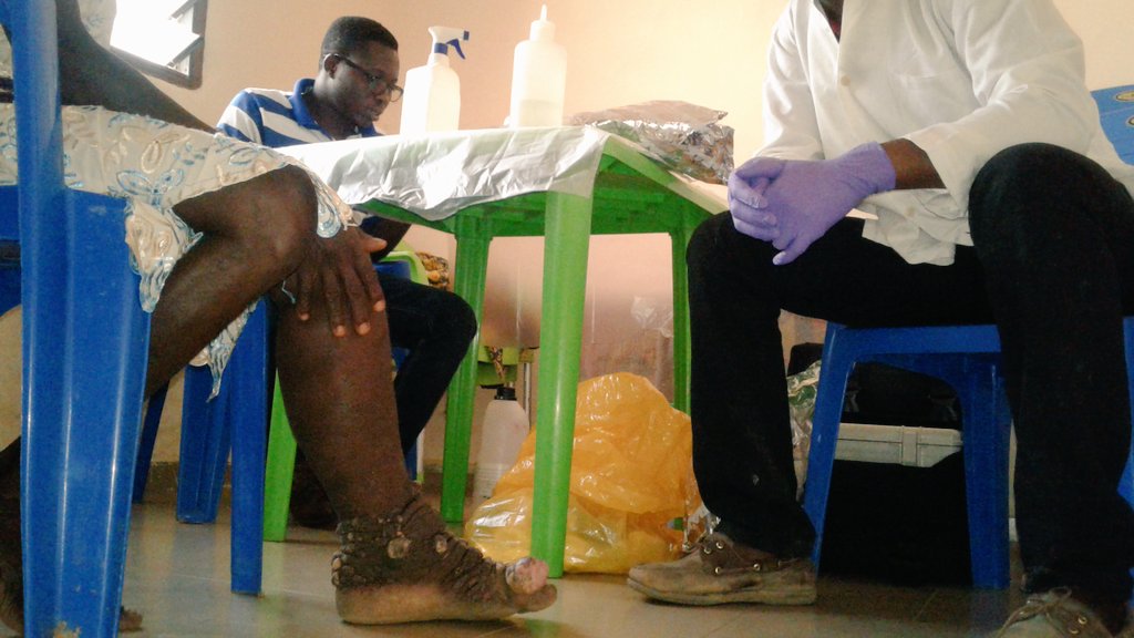 KwartengLab's tweet photo. TALES OF SECBILE

KwartengLab tripped to Ahanta West for data collection for the study on secondary bacterial infections in lymphatic filariasis patients.

#NTDs #Filariasis #LF

@alexkwart @Asiedu06 @AGLOMASA @koblaatsu @KiniPriscilla https://t.co/5YMKMfBzTj