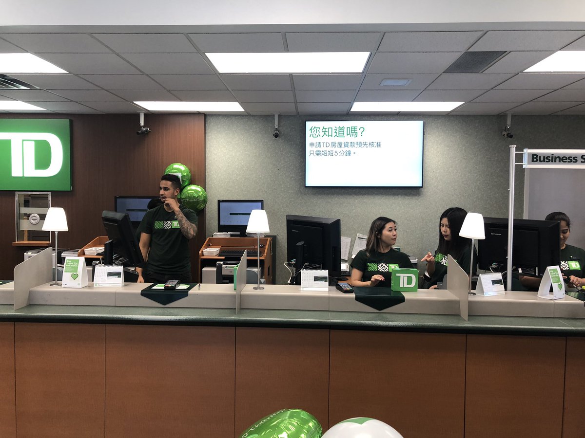 Thank you to our incredible customers! from TD on Fraser&amp;49th in Vancouver #TDThanksYou @NicoleKubica_TD <a href="/AndyCribb_TD/">Andy Cribb</a> <a href="/kayliu128/">Kay Liu</a> <a href="/raja_banga/">Raja Banga</a> <a href="/EmilyYao_TD/">Emily</a> <a href="/SaranSelina/">smiley</a> <a href="/chrisIu/">Chris Siu</a>