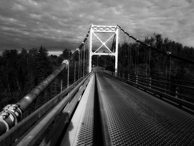 woncomms's tweet photo. Photo By werner22brigitte | Pixabay - via @Crowdfire  
 #bridge #building #road #blackmetal #industrialdesign #britishdesigned #suspense #britishdesign #britishcolumbia #structuralsteel #traveltechnology #technology #transition #bridgeconstruction #constructionindustry #tránsito https://t.co/ULo5eBDqEZ